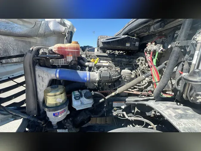 2021 Freightliner Cascadia 126