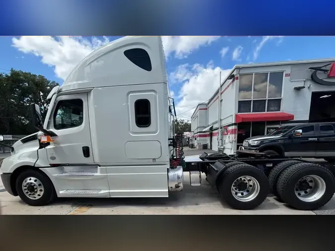 2022 FREIGHTLINER/MERCEDES NEW CASCADIA PX12664