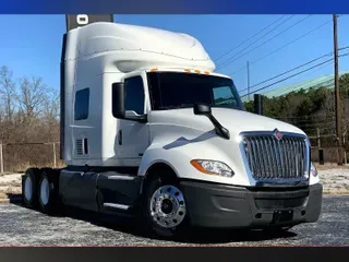 2020 International LT625 6x4
