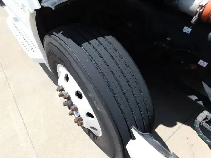 2020 Freightliner New Cascadia 126