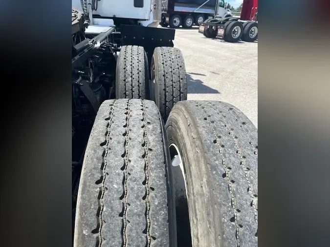 2020 Peterbilt 567
