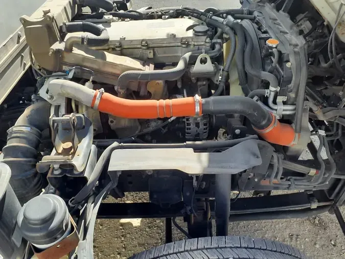 2018 ISUZU NPR HD