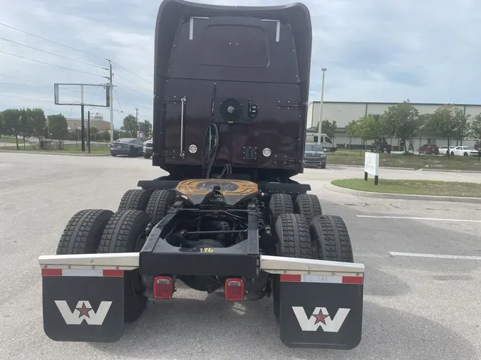 2021 Western Star 5700XE