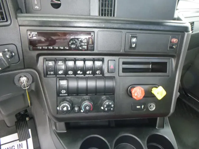 2020 International LT625