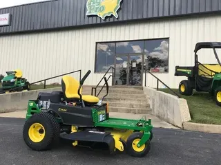 2022 John Deere Z335E