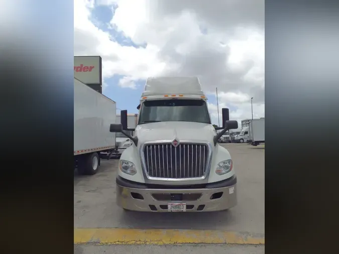 2020 NAVISTAR INTERNATIONAL LT625 SLPR CAB