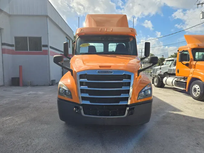 2019 FREIGHTLINER/MERCEDES NEW CASCADIA 126