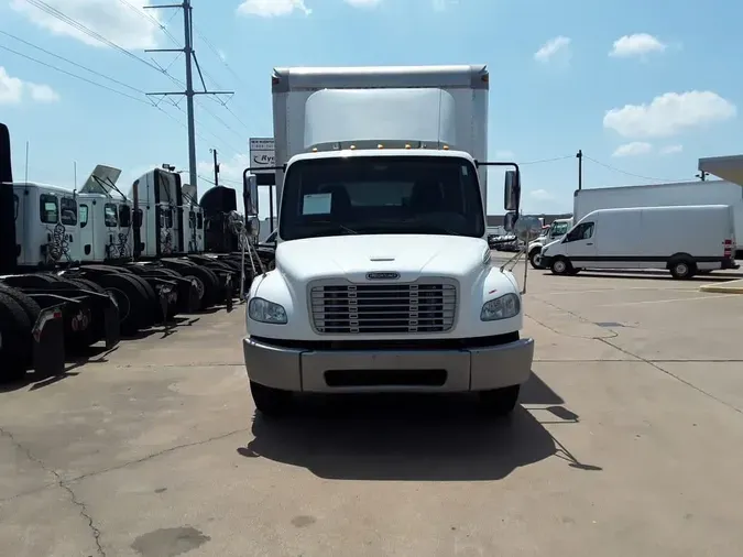 2018 FREIGHTLINER M2 106