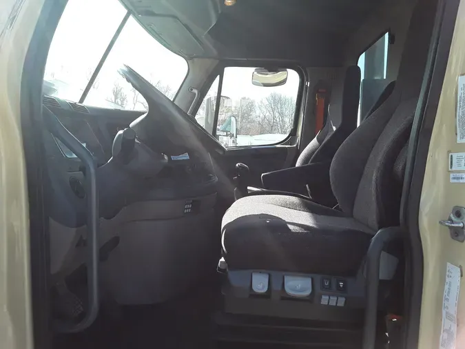 2017 FREIGHTLINER/MERCEDES CASCADIA 125