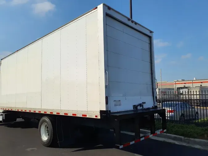 2019 FREIGHTLINER/MERCEDES M2 106