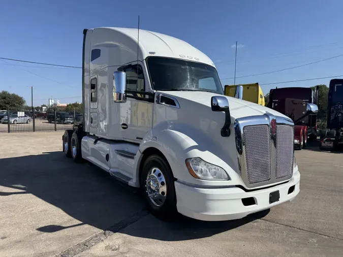 2022 Kenworth T680d24322e09c9470709b7b145d8e0718fa
