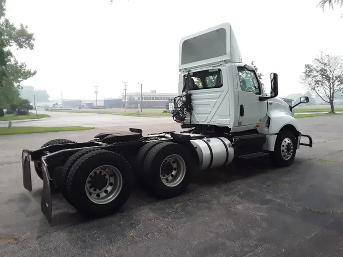 2020 NAVISTAR INTERNATIONAL LT625 DAYCAB T/A