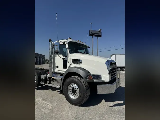 2026 MACK GR84B
