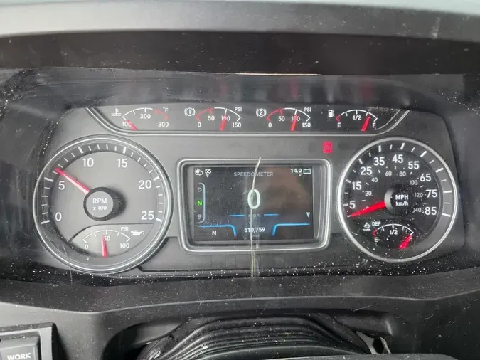 2019 NAVISTAR INTERNATIONAL LT625 SLPR CAB