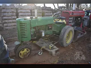 JOHN DEERE MT