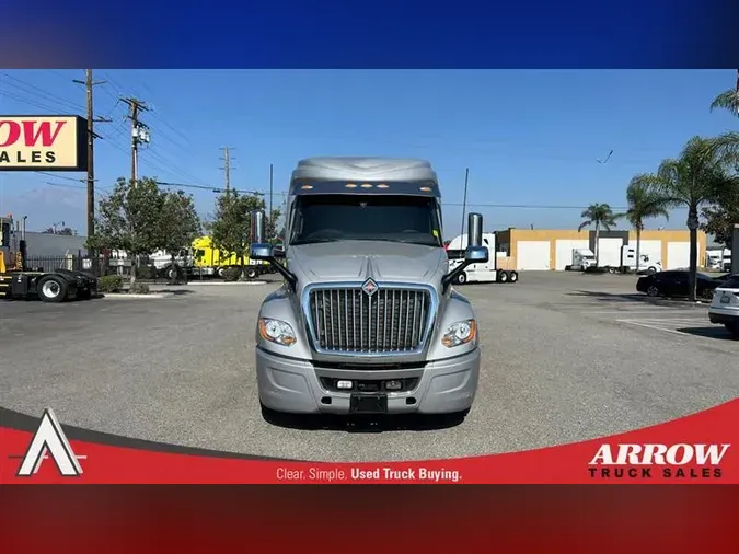 2021 INTERNATIONAL LT