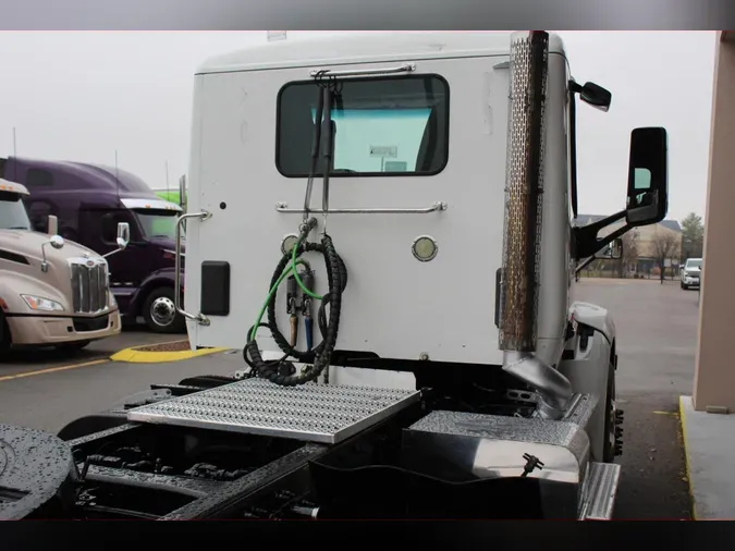 2020 Peterbilt 579d25db6eb56ebd118da35508fb4727e7d