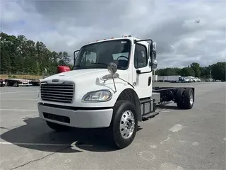 2017 FREIGHTLINER BUSINESS CLASS M2 106