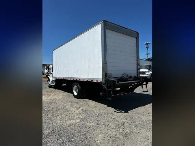 2018 FREIGHTLINER M2 106