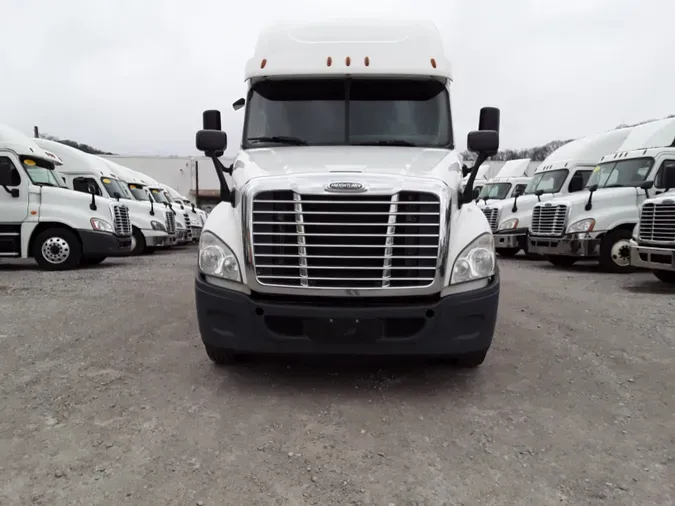 2017 FREIGHTLINER/MERCEDES CASCADIA 125