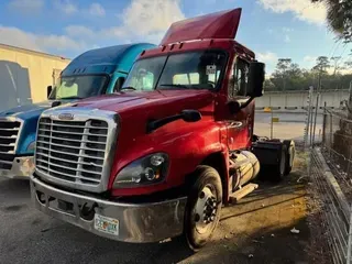 2019 FREIGHTLINER/MERCEDES CASCADIA 125