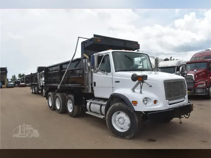 2001 FREIGHTLINER FL112