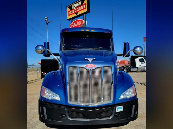 2022 Peterbilt 579d26abb1f9b406e2d6de7835fa1ff68fc