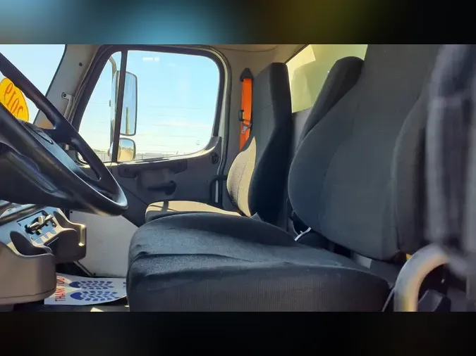 2019 FREIGHTLINER/MERCEDES M2 106