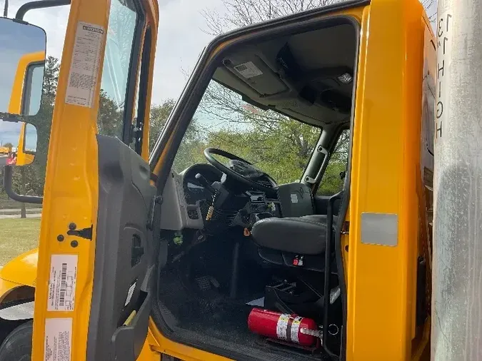 2019 International 4300