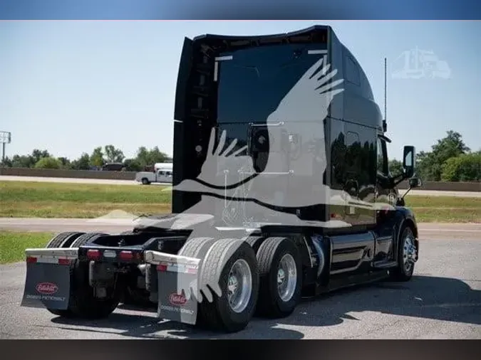 2022 PETERBILT 579