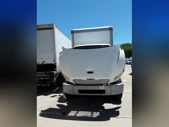 2014 FREIGHTLINER/MERCEDES M2 106