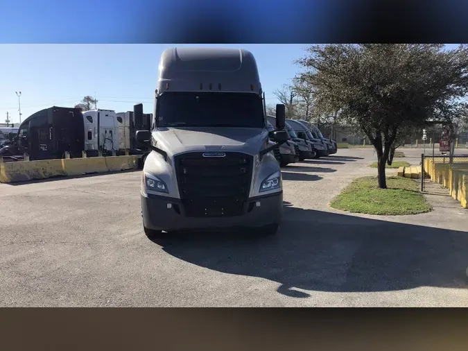 2021 Freightliner Cascadia