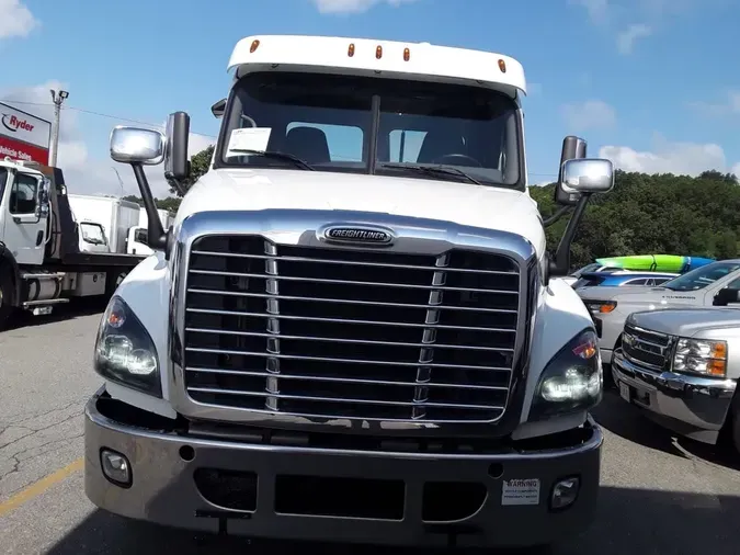 2020 FREIGHTLINER CASCADIA 125