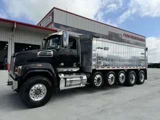 2020 Western Star 4700 SB