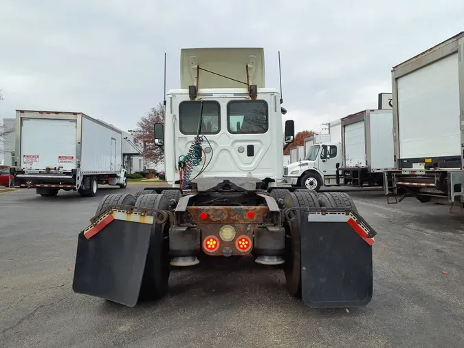 2016 FREIGHTLINER/MERCEDES CASCADIA 125