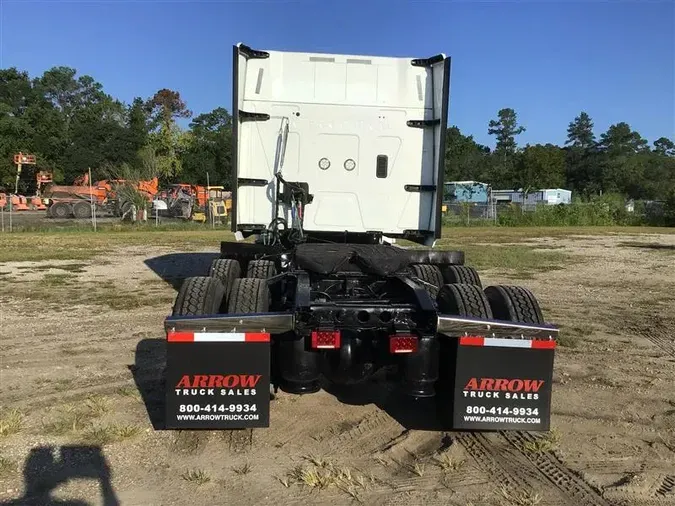 2020 INTERNATIONAL LT