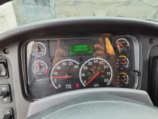 2019 FREIGHTLINER/MERCEDES M2 106