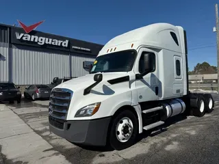 2019 Freightliner Cascadia 126