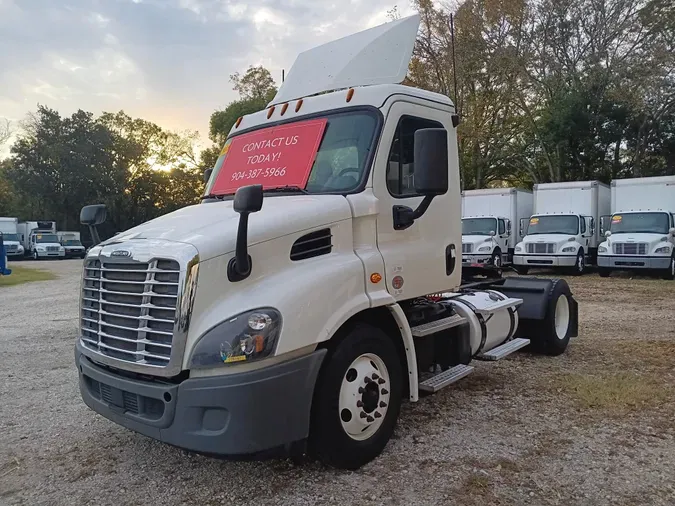 2018 FREIGHTLINER/MERCEDES CASCADIA 113