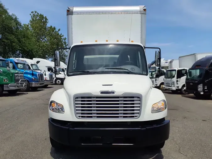2019 FREIGHTLINER M2 106