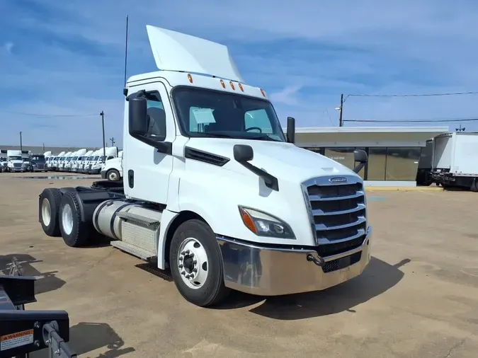 2020 FREIGHTLINER/MERCEDES NEW CASCADIA PX12664