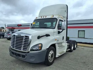 2018 FREIGHTLINER/MERCEDES CASCADIA 125