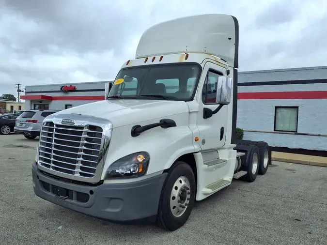 2018 FREIGHTLINER/MERCEDES CASCADIA 125d28fa278e1f668c624cc46e260fa1b7f