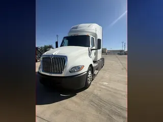 2022 International LT625