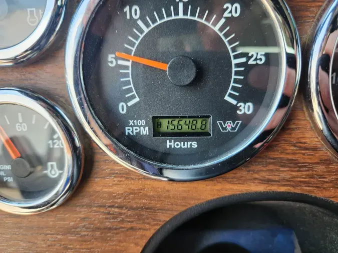 2020 WESTERN STAR 4900