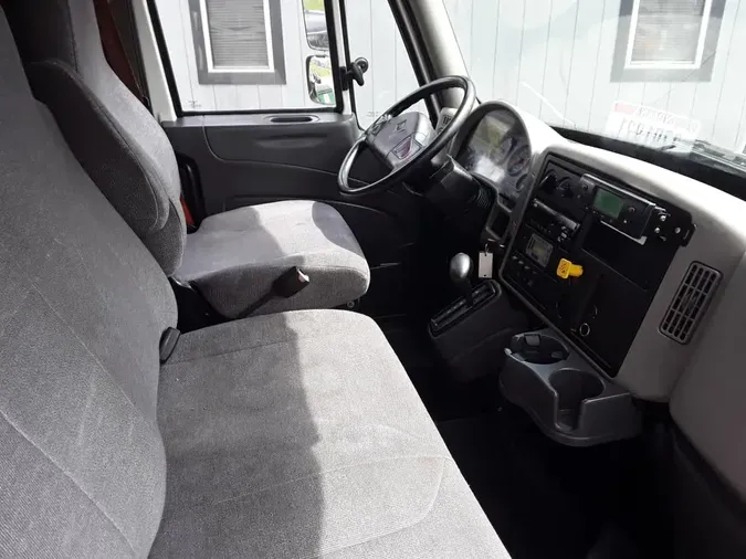 2019 NAVISTAR INTERNATIONAL 4300