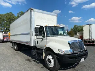 2018 International 4300