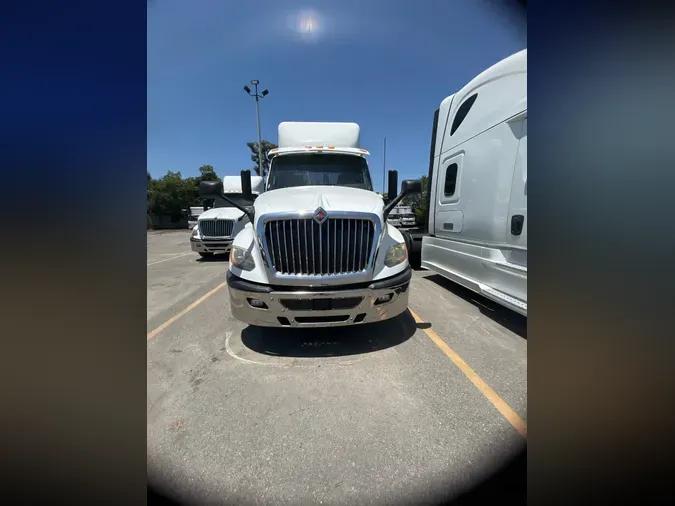2018 NAVISTAR INTERNATIONAL LT625 DAYCAB T/A