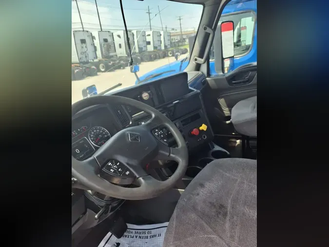 2019 NAVISTAR INTERNATIONAL LT625 DAYCAB T/A