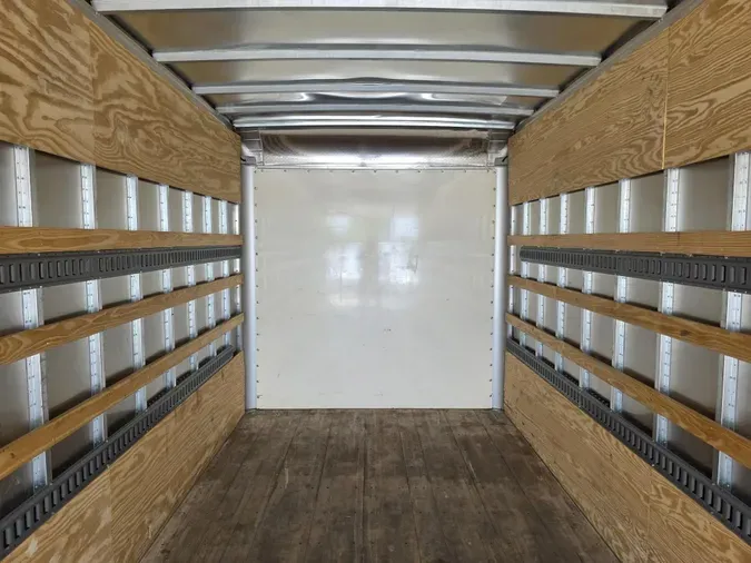 2025 Ford F-750